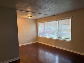 5818 Glenhurst Drive, Houston TX 77033