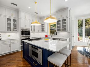 31 Lenox Hill Court, The Woodlands TX 77382