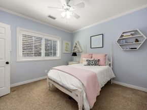 31 Lenox Hill Court, The Woodlands TX 77382