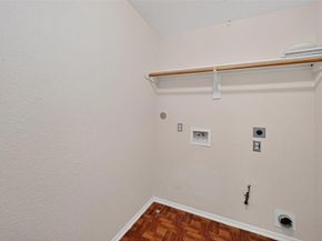 8419 Spotslyvania Ln, Houston TX 77083