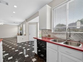 8419 Spotslyvania Ln, Houston TX 77083