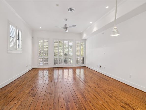 100 Mcgowen Street A, Houston TX 77006