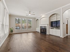 135 E Northcastle Circle, Conroe TX 77384