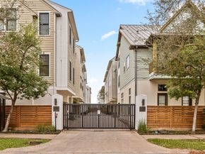 3277 Maxroy Street, Houston TX 77008