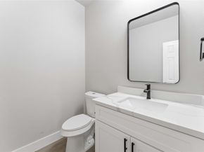 5420 Lynnfield Street A/B, Houston TX 77028