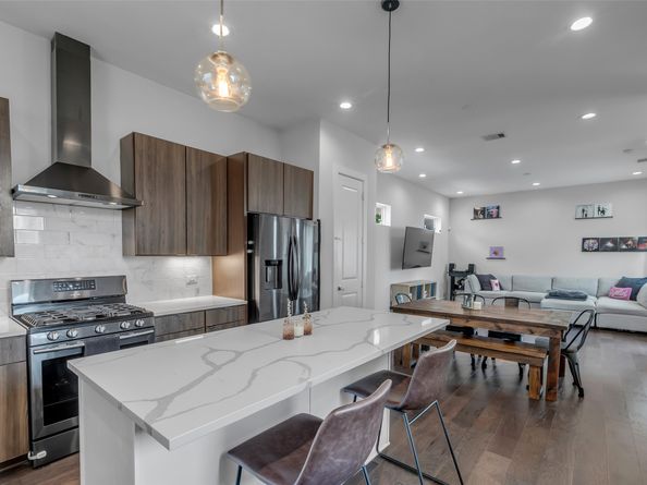 413 N Nagle Street B, Houston TX 77003