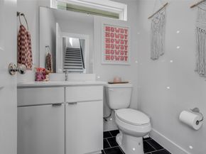 413 N Nagle Street B, Houston TX 77003