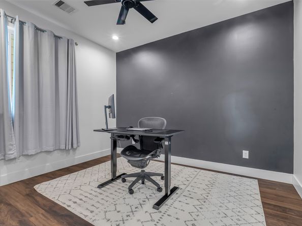 413 N Nagle Street B, Houston TX 77003