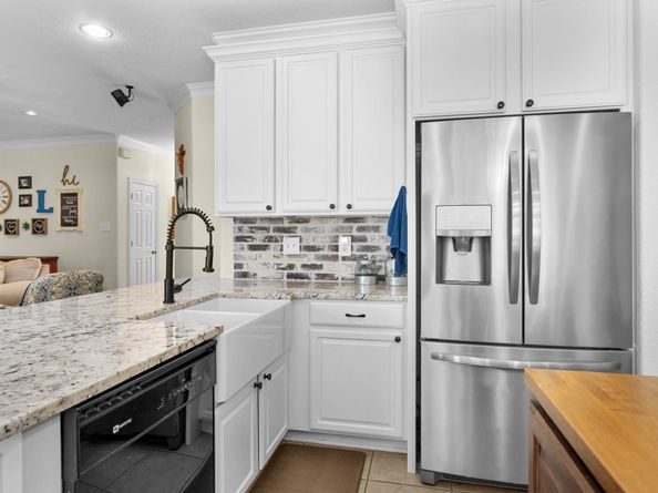 10221 Little T, Conroe TX 77302