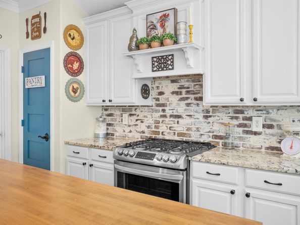 10221 Little T, Conroe TX 77302