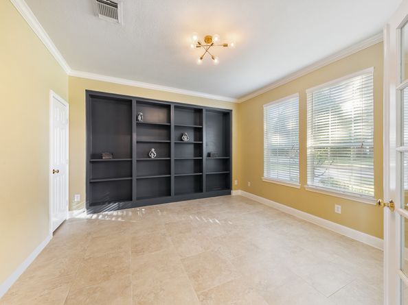 4818 Pine Heather Court, Houston TX 77059