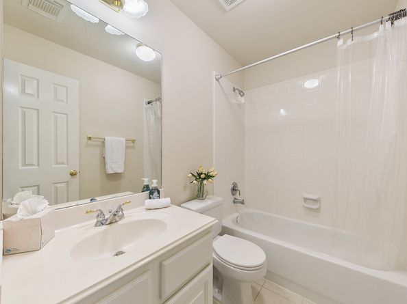 4818 Pine Heather Court, Houston TX 77059