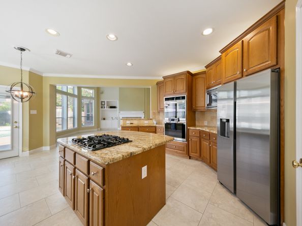 4818 Pine Heather Court, Houston TX 77059
