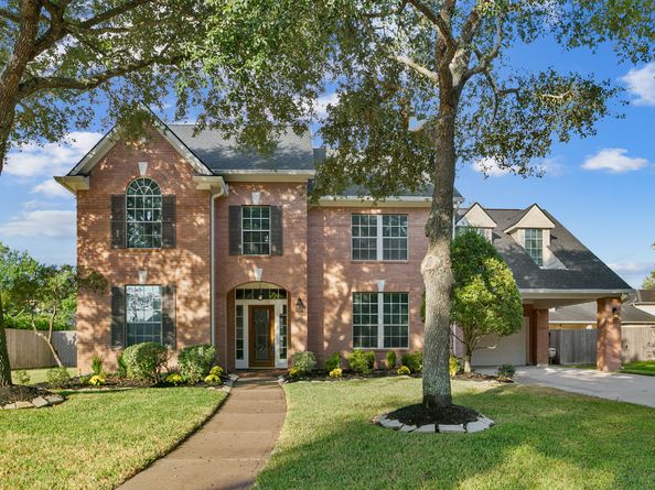 4818 Pine Heather Court, Houston TX 77059