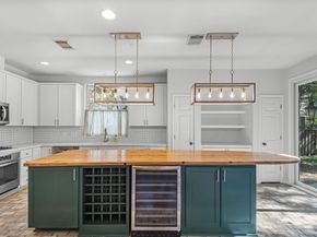 15 Forest Perch Place, The Woodlands TX 77382