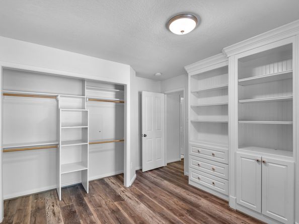 15 Forest Perch Place, The Woodlands TX 77382