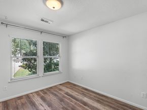 15 Forest Perch Place, The Woodlands TX 77382