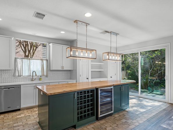 15 Forest Perch Place, The Woodlands TX 77382