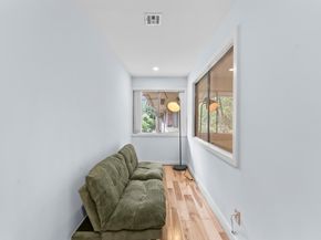 648 S Ripple Creek Drive 648, Houston TX 77057