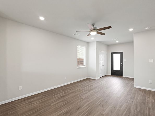 2210 Thorpe Grove Court, Houston TX 77090