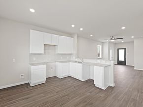 2210 Thorpe Grove Court, Houston TX 77090