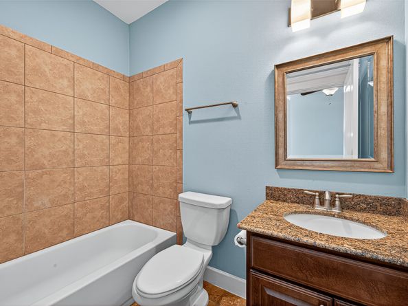 828 W 19th Street B, Houston TX 77008