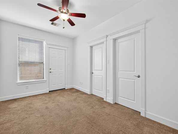 828 W 19th Street B, Houston TX 77008