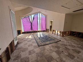 6207 Rollingbrook Drive, Houston TX 77096