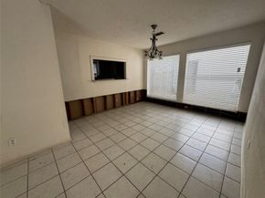 6207 Rollingbrook Drive, Houston TX 77096