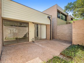 2823 Sackett Street, Houston TX 77098