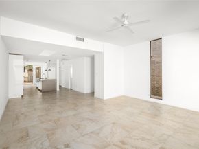 2823 Sackett Street, Houston TX 77098