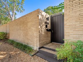 2823 Sackett Street, Houston TX 77098