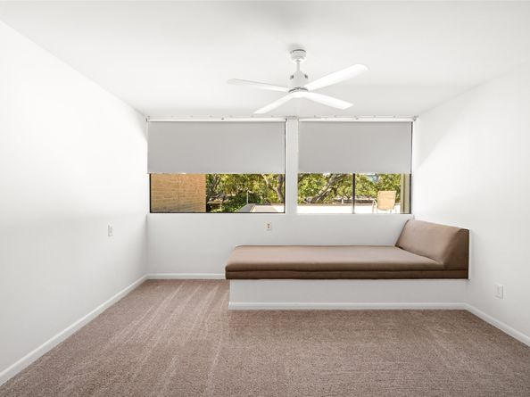 2823 Sackett Street, Houston TX 77098