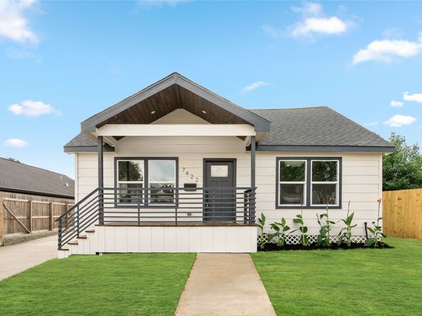 7422 Mckinney Street, Houston TX 77011