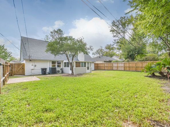 3319 Springrock Lane, Houston TX 77080