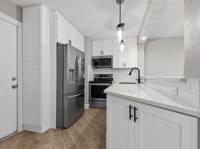 17202 Imperial Valley Drive 28, Houston TX 77060