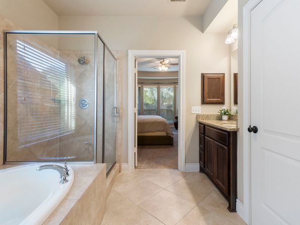 1419 Laura Hills Lane, Spring TX 77386