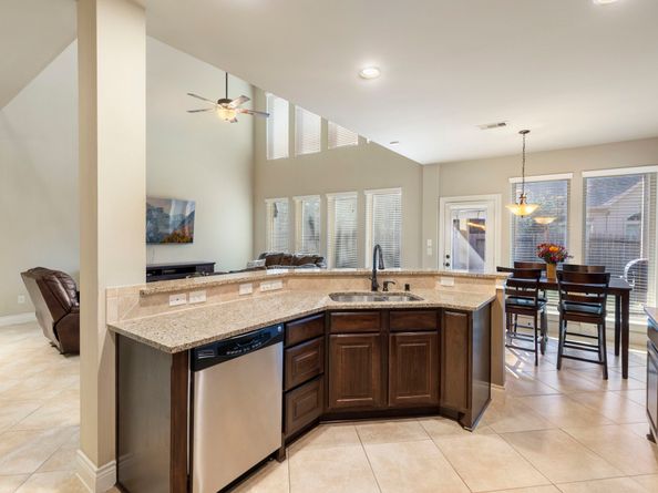 1419 Laura Hills Lane, Spring TX 77386