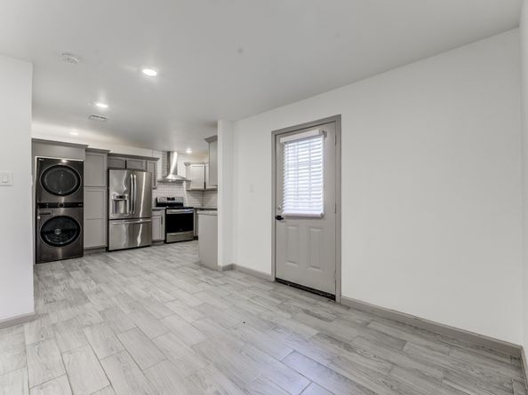 8225 Carolwood Drive, Houston TX 77028