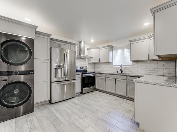 8225 Carolwood Drive, Houston TX 77028