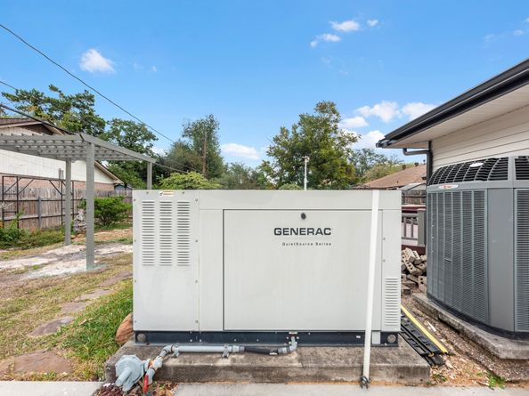 10514 Emnora Lane, Houston TX 77043