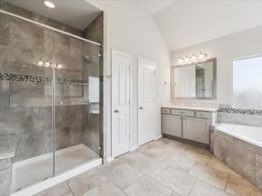 10822 Kyler Oaks Place Place, Houston TX 77043