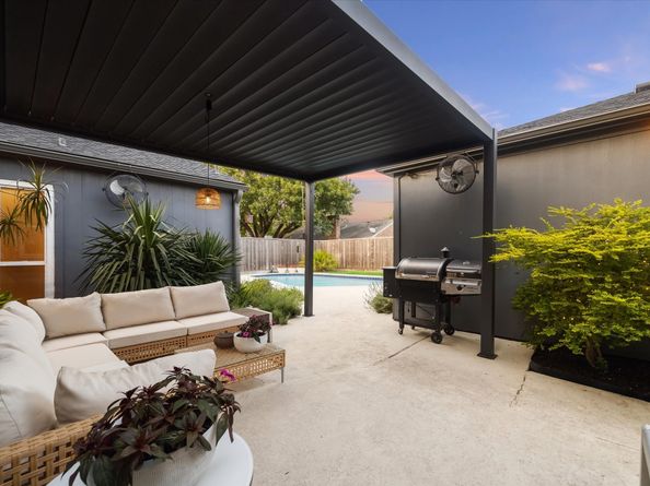 2227 Holly Knoll Street, Houston TX 77077