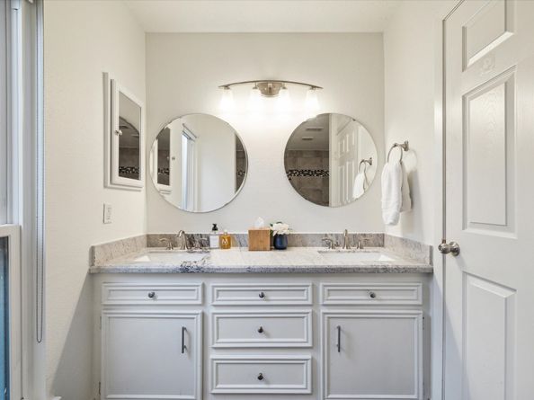 2227 Holly Knoll Street, Houston TX 77077