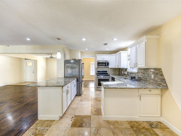 8826 Rowan Lane, Houston TX 77036