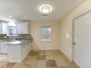 8826 Rowan Lane, Houston TX 77036