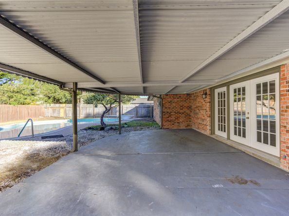 8826 Rowan Lane, Houston TX 77036