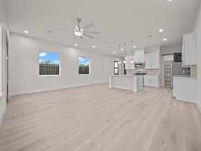 4527 Davenport Street, Houston TX 77051