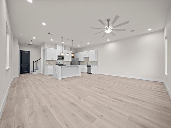 4527 Davenport Street, Houston TX 77051