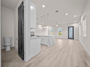 4527 Davenport Street, Houston TX 77051